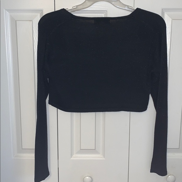 Black Crop Top - Picture 6 of 6